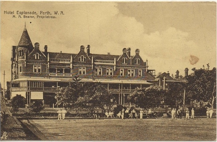 old-esplanade-hotel-australia